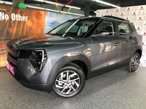 Used 2025 Mahindra XUV 3XO 1.2T AX5 manual