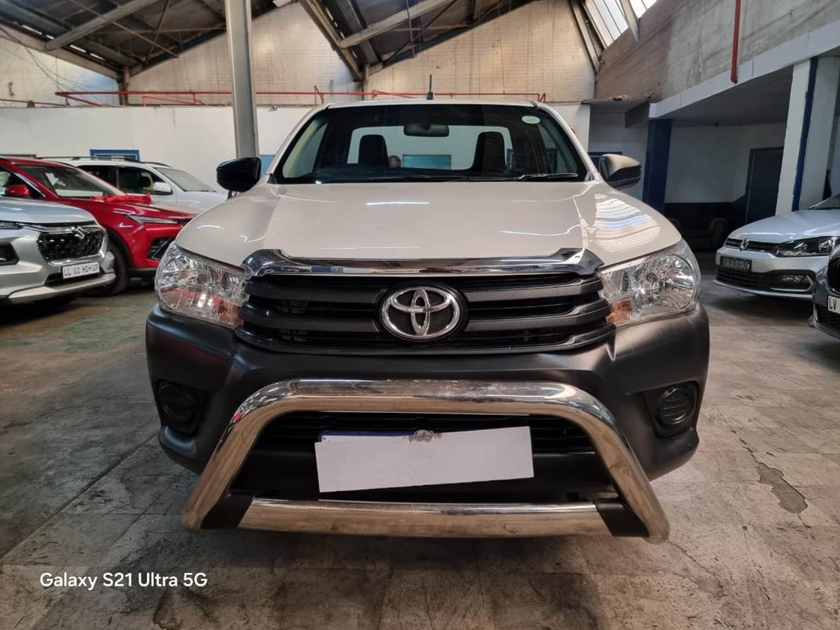 Used 2023 Toyota Hilux 2.0 single cab S (aircon)