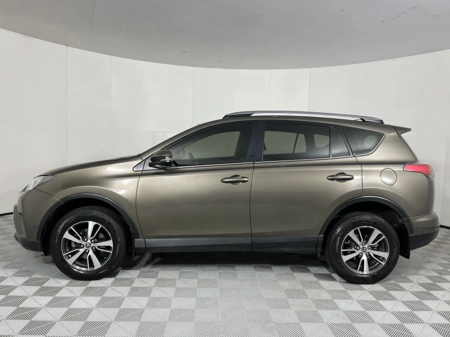 Used 2018 Toyota RAV4 2.0 GX auto - WeBuyCars Gqeberha