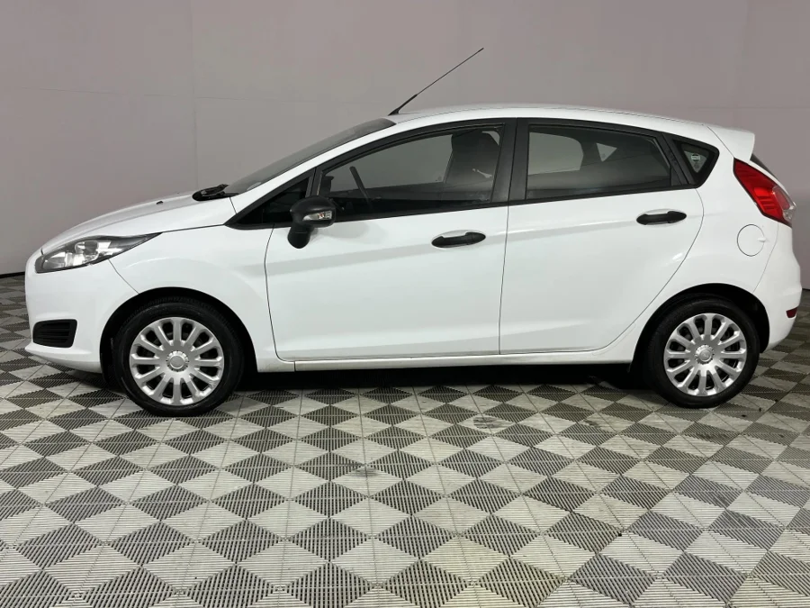 Used 2017 Ford Fiesta 5-door 1.0T Ambiente auto - WeBuyCars George Used 2017 Ford Fiesta 5-door 1.0T Ambiente auto - WeBuyCars George