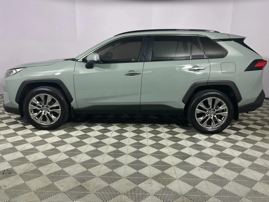 Used 2021 Toyota RAV4 2.0 VX (de-spec 21) - WeBuyCars Germiston