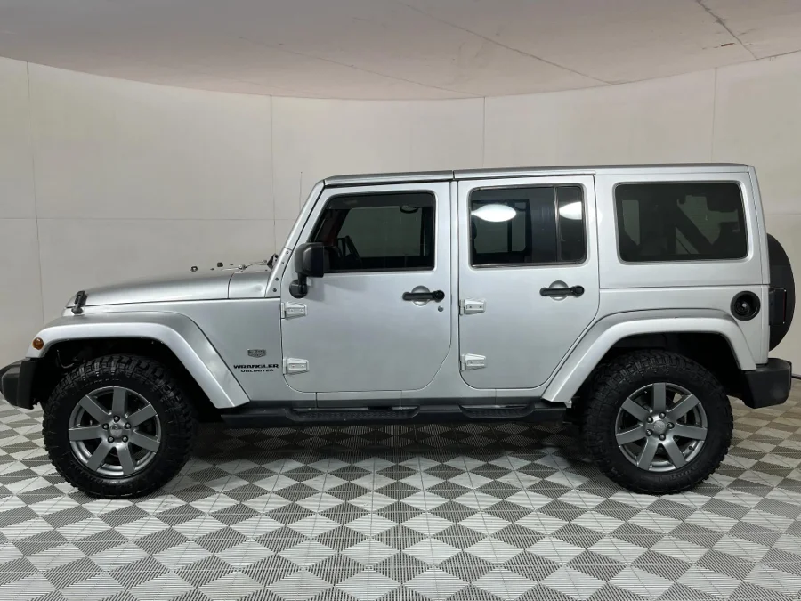 Used 2011 Jeep Wrangler Unlimited 3.8L Sahara - WeBuyCars JHB South Used 2011 Jeep Wrangler Unlimited 3.8L Sahara - WeBuyCars JHB South
