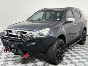 Used 2019 Isuzu mu-X 3.0