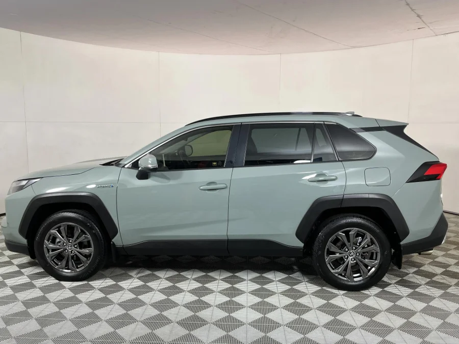 Used 2024 Toyota RAV4 2.5 Hybrid GX-R E-Four - WeBuyCars JHB South
