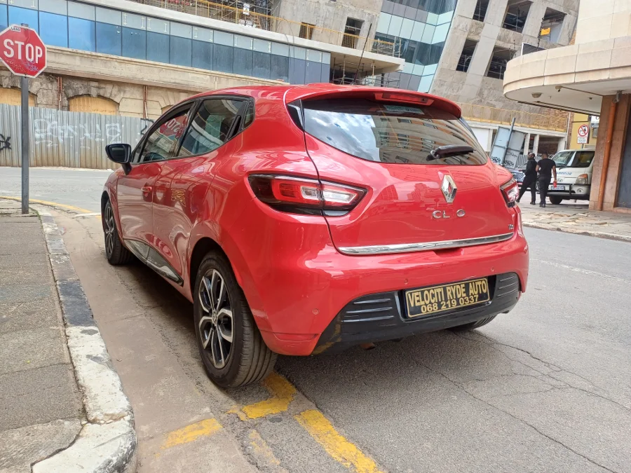 Used 2019 Renault Clio 1.6 Dynamique 5-door - Velociti Ryde Auto