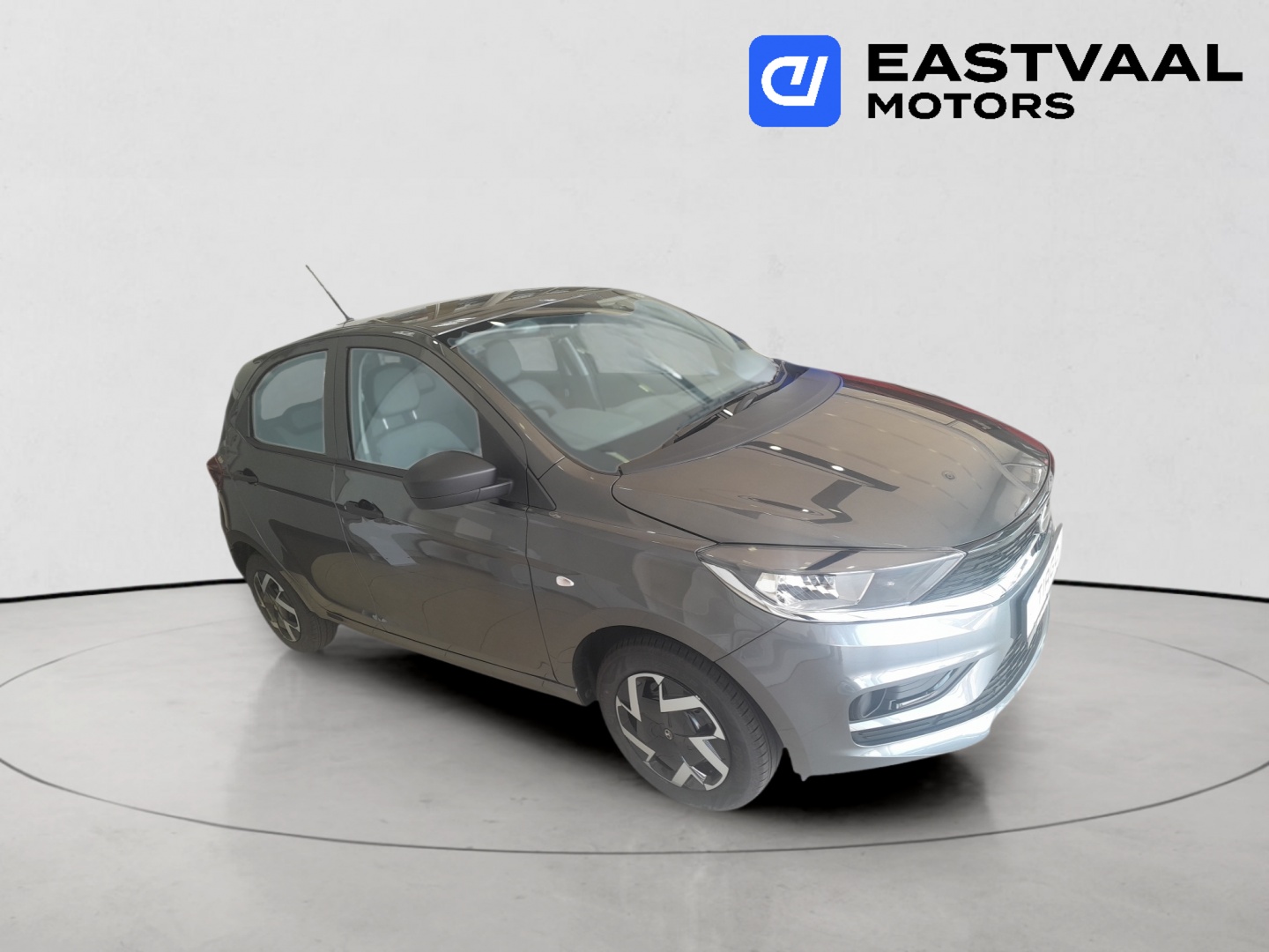 New 2025 Tata Tiago 1.2 XM