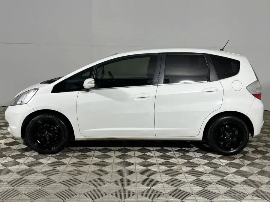 Used 2010 Honda Jazz 1.5 EX auto - WeBuyCars Germiston Used 2010 Honda Jazz 1.5 EX auto - WeBuyCars Germiston