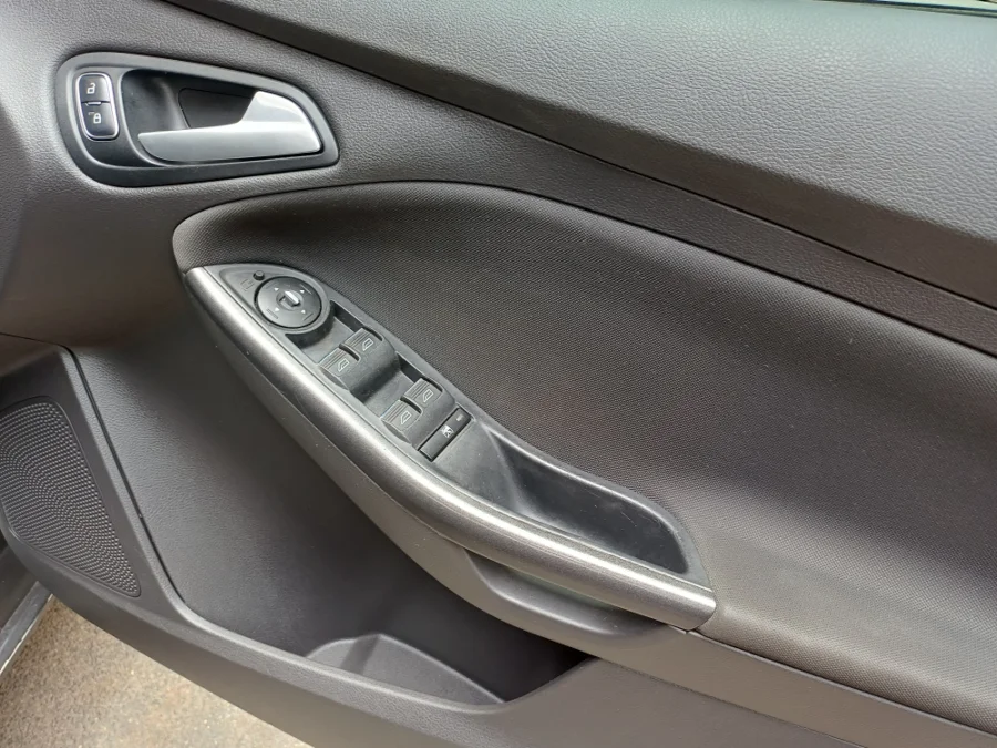 Used 2016 Ford Focus 2.0TDCi 4-door Trend - Ellas Auto