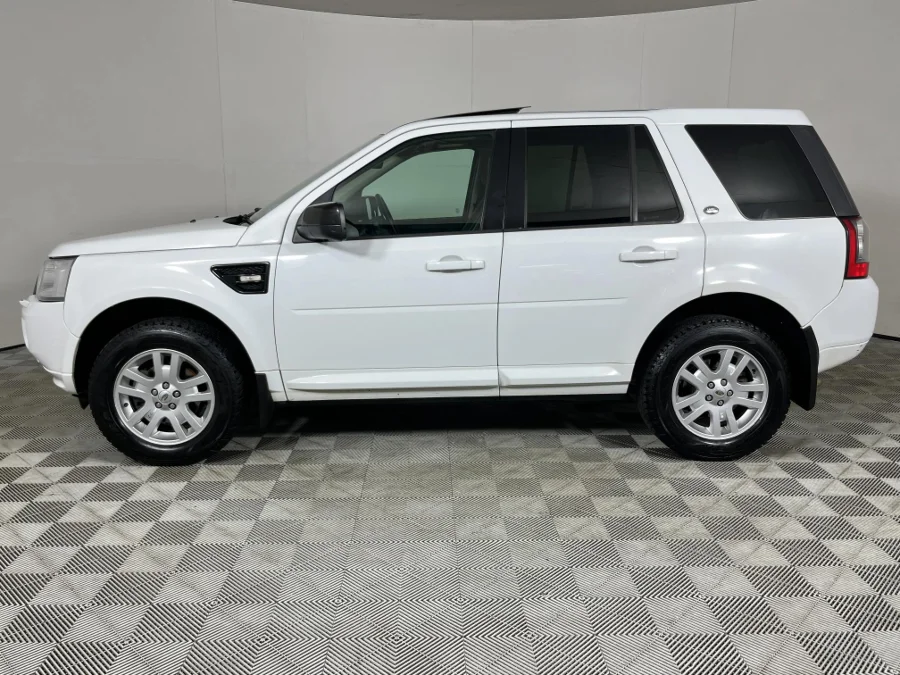 Used 2012 Land Rover Freelander 2 SD4 HSE - WeBuyCars The Dome