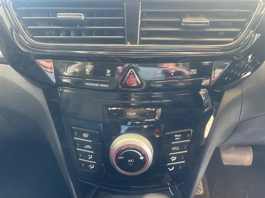 New 2025 Mahindra XUV 3XO 1.2T MX2 auto - Mahindra Witbank New 2025 Mahindra XUV 3XO 1.2T MX2 auto - Mahindra Witbank