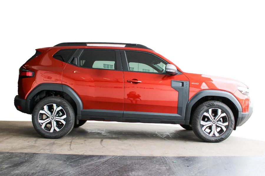 Demo 2025 Renault Duster 1.2T hybrid Zen 4WD - Eastvaal Motor City Demo 2025 Renault Duster 1.2T hybrid Zen 4WD - Eastvaal Motor City