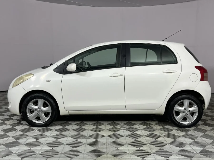 Used 2005 Toyota Yaris 1.3 5-door T3 Spirit - WeBuyCars Brackenfell Cape Town Used 2005 Toyota Yaris 1.3 5-door T3 Spirit - WeBuyCars Brackenfell Cape Town