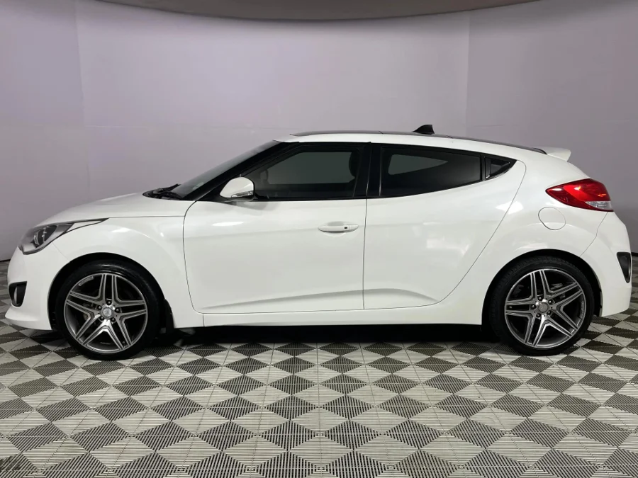 Used 2017 Hyundai Veloster Turbo Elite - WeBuyCars The Dome