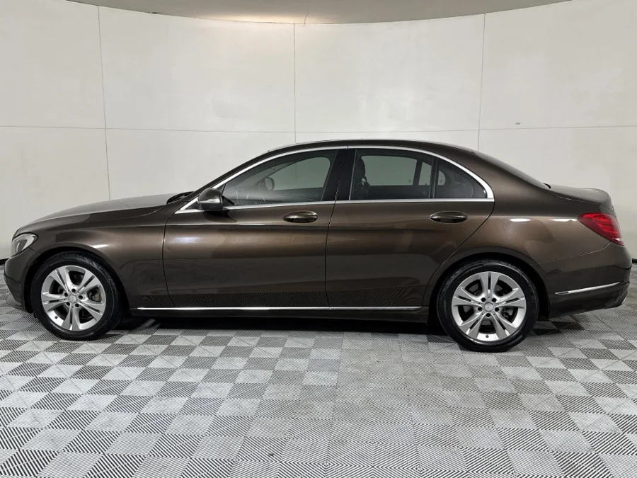 Used 2015 Mercedes-Benz C-Class C220d Avantgarde auto - WeBuyCars Midstream Used 2015 Mercedes-Benz C-Class C220d Avantgarde auto - WeBuyCars Midstream