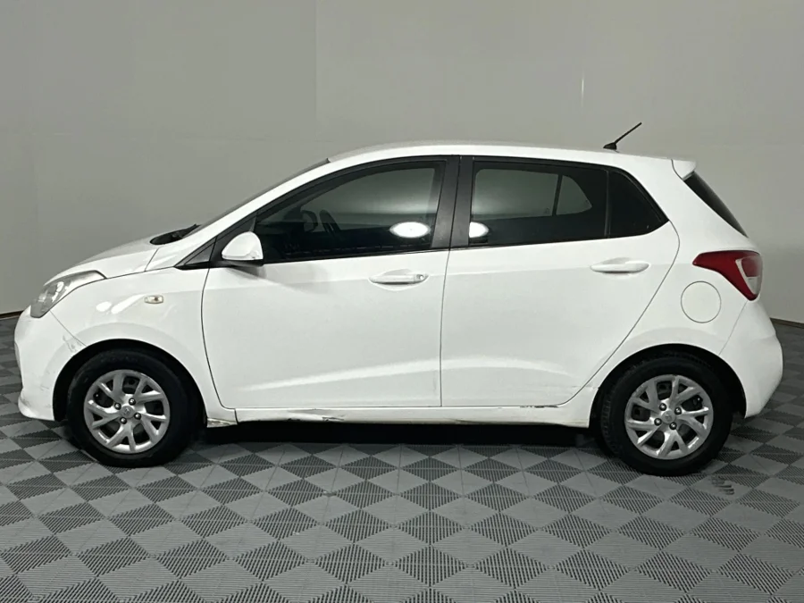 Used 2019 Hyundai Grand i10 1.0 Motion - WeBuyCars Richmond Used 2019 Hyundai Grand i10 1.0 Motion - WeBuyCars Richmond