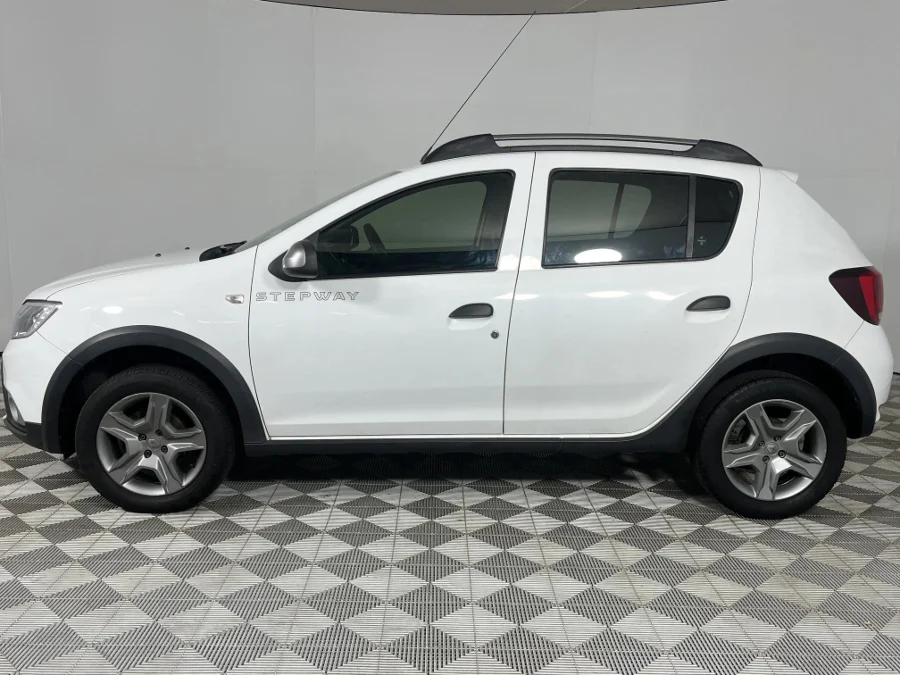 Used 2019 Renault Sandero 66kW turbo Stepway Expression - WeBuyCars Epping Used 2019 Renault Sandero 66kW turbo Stepway Expression - WeBuyCars Epping