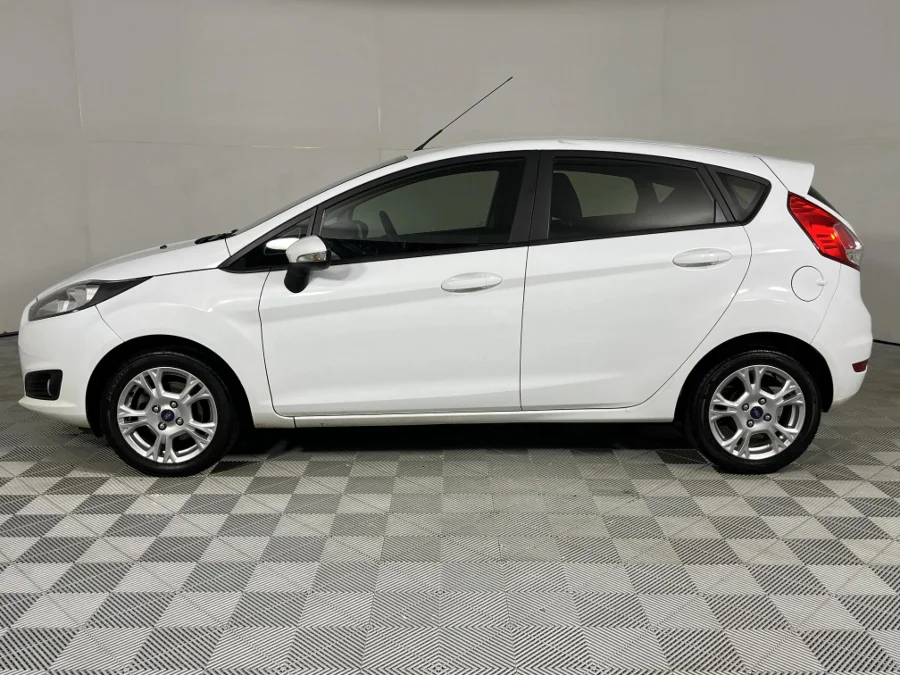Used 2017 Ford Fiesta 5-door 1.0T Trend - WeBuyCars Silverlakes Used 2017 Ford Fiesta 5-door 1.0T Trend - WeBuyCars Silverlakes