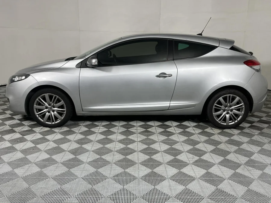 Used 2014 Renault Megane coupe 1.4TCe GT Line - WeBuyCars The Dome Used 2014 Renault Megane coupe 1.4TCe GT Line - WeBuyCars The Dome