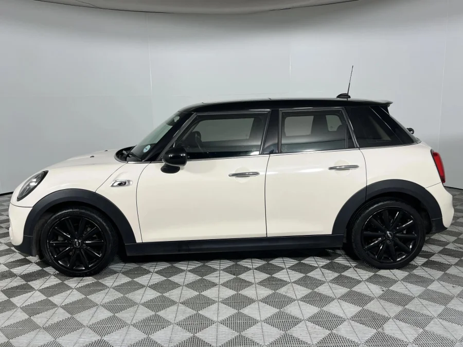 Used 2019 MINI Hatch Cooper S Hatch 5-door Shadow Edition - WeBuyCars Richmond Used 2019 MINI Hatch Cooper S Hatch 5-door Shadow Edition - WeBuyCars Richmond