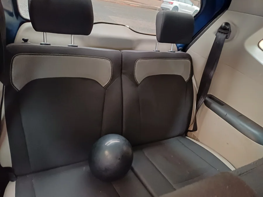 Used 2021 Renault Triber 1.0 Zen manual - Ellas Auto