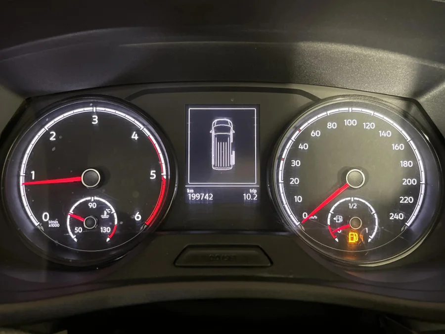 Used 2024 Volkswagen Transporter 2.0TDI Kombi SWB Trendline auto - WeBuyCars Germiston