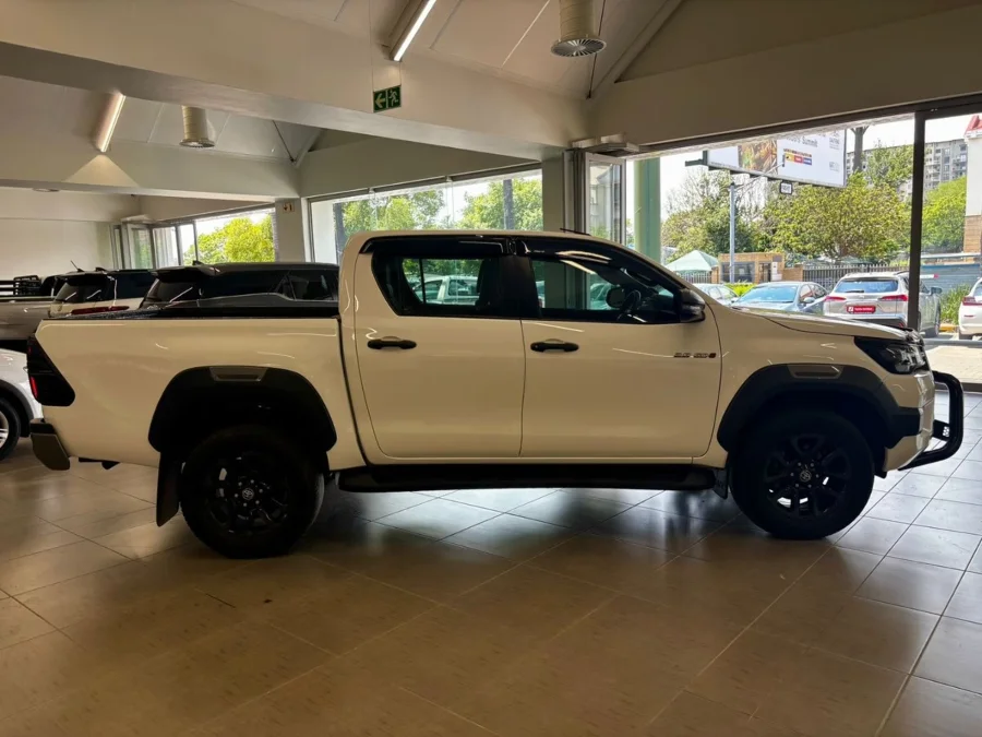 Used 2022 Toyota Hilux 2.8GD-6 double cab Legend auto - Private Seller