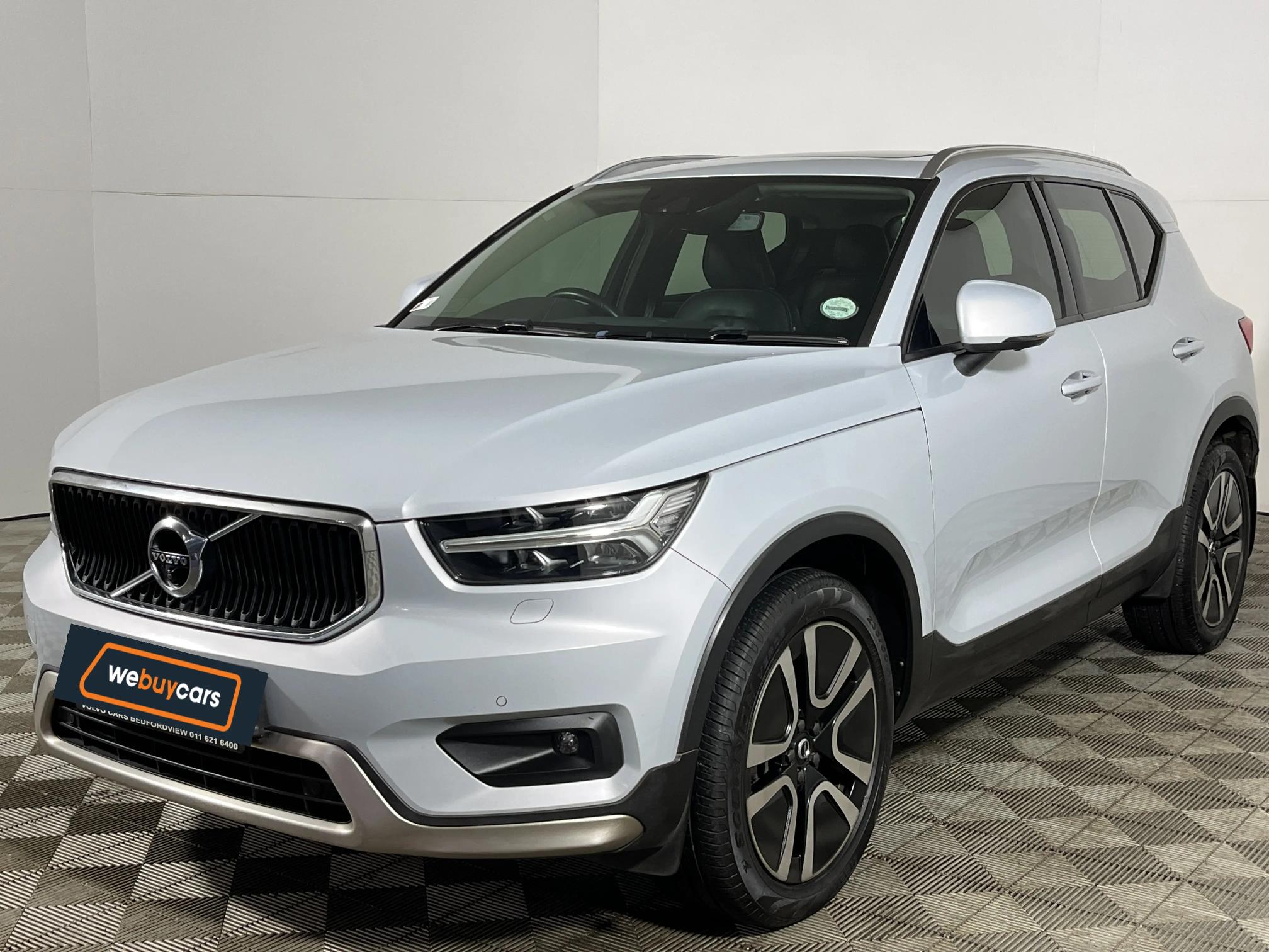 Used 2021 Volvo XC40 T3 Momentum