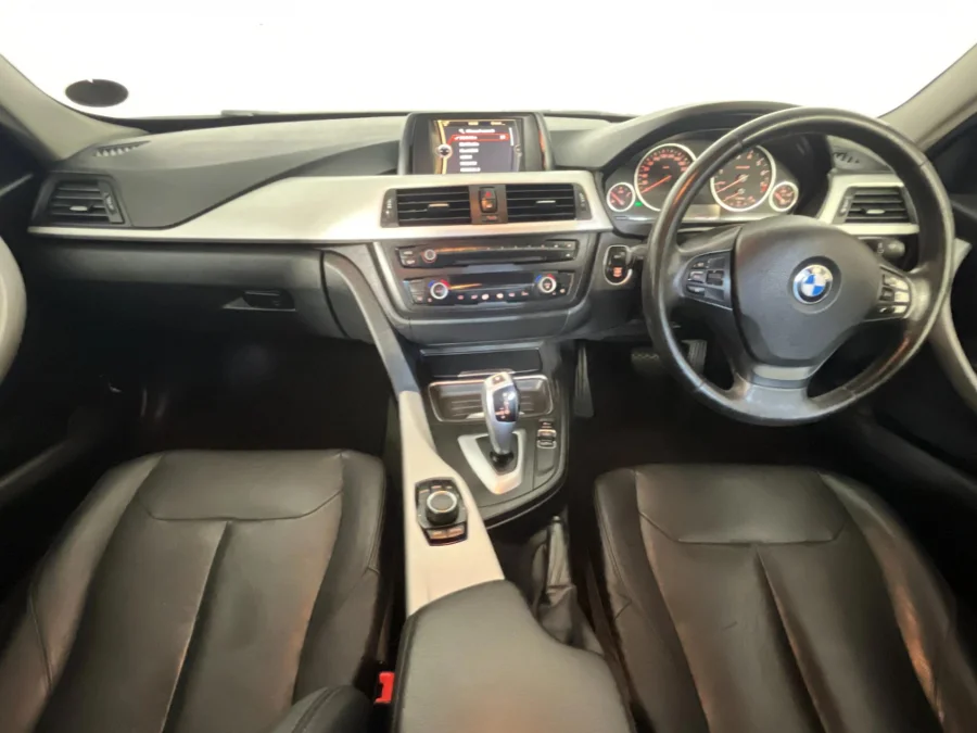Used 2012 BMW 3 Series 320i sports-auto - WeBuyCars Epping