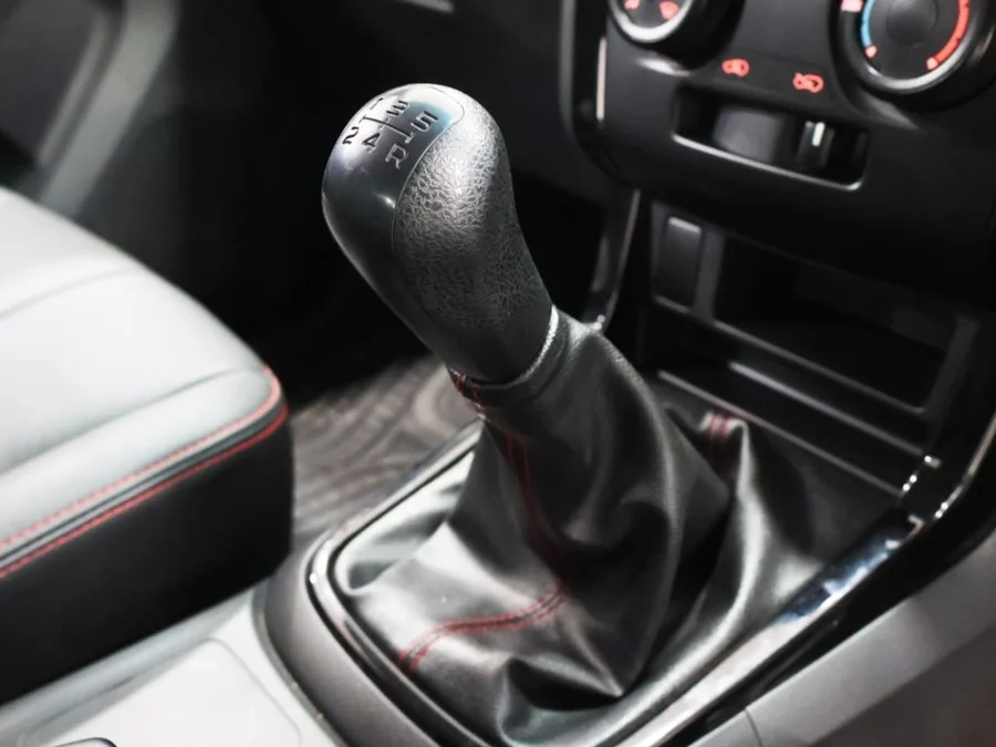 Used 2021 Isuzu D-Max 250 double cab X-Rider - ICar Gezina Used 2021 Isuzu D-Max 250 double cab X-Rider - ICar Gezina