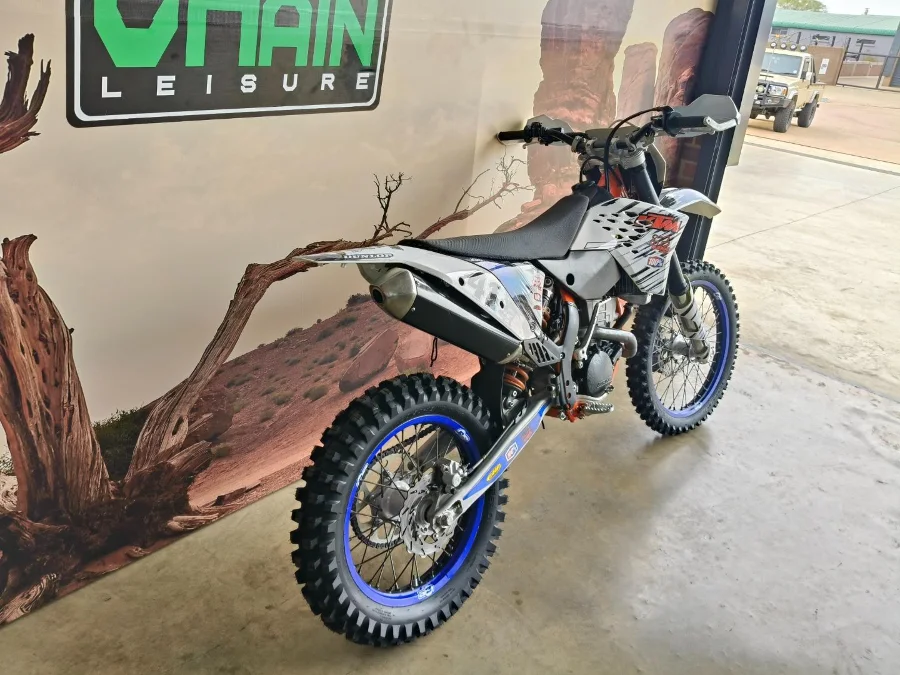 Used 2010 KTM 250 xcwf Manual - The Diff And Chain Used 2010 KTM 250 xcwf Manual - The Diff And Chain