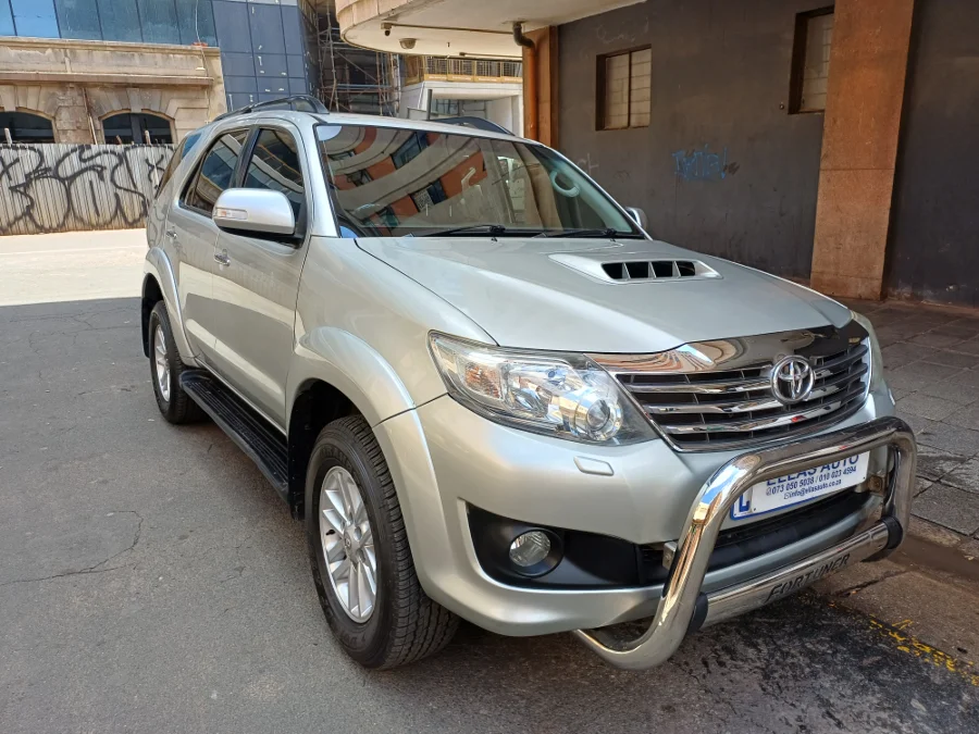 Used 2015 Toyota Fortuner 3.0D-4D 4x4 auto - Ellas Auto