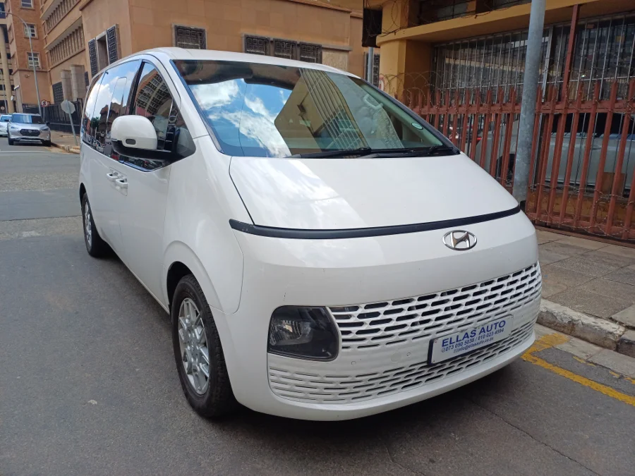 Used 2021 Hyundai Staria 2.2D Executive 11-seater - Ellas Auto