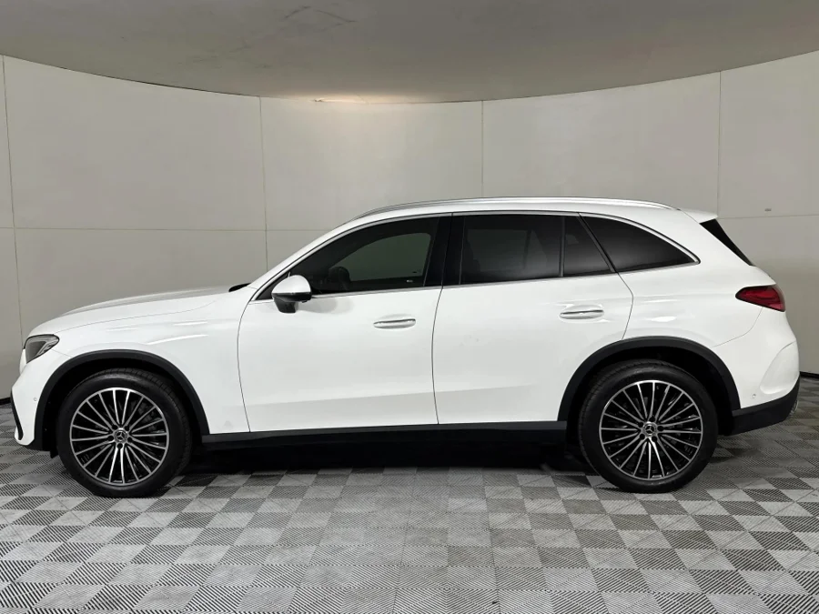 Used 2024 Mercedes-Benz GLC 220d 4Matic Avantgarde - WeBuyCars Midstream