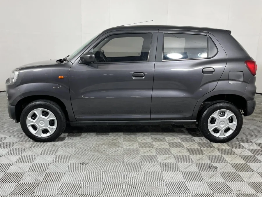 Used 2021 Suzuki S-Presso 1.0 GL+ manual - WeBuyCars Midstream Used 2021 Suzuki S-Presso 1.0 GL+ manual - WeBuyCars Midstream