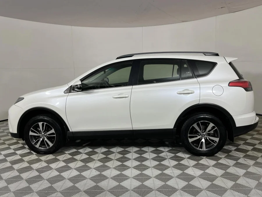 Used 2017 Toyota RAV4 2.0 GX - WeBuyCars JHB South