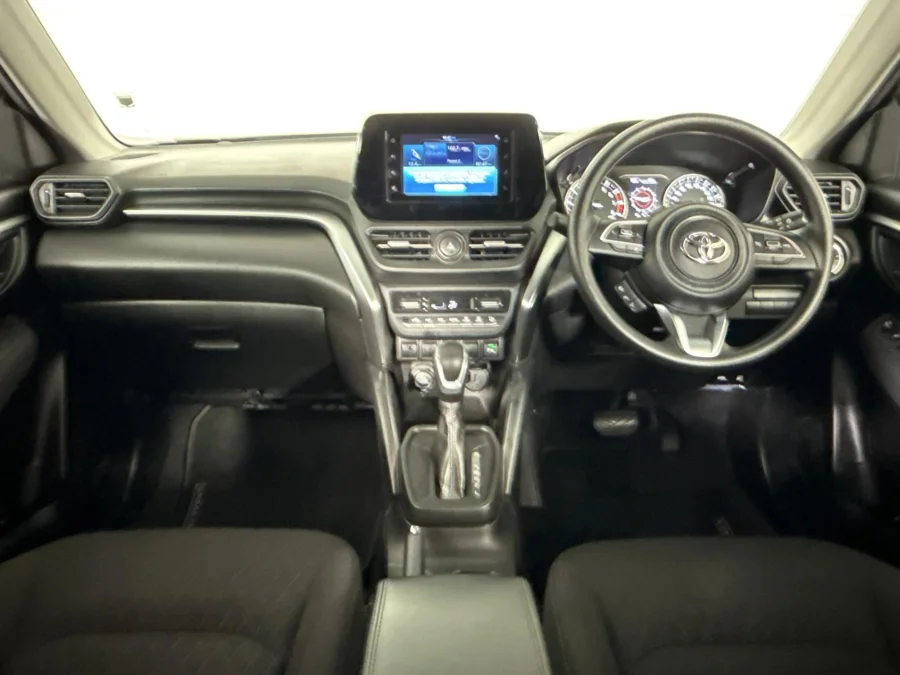 Used 2023 Toyota Urban Cruiser 1.5 XR auto - WeBuyCars Midstream