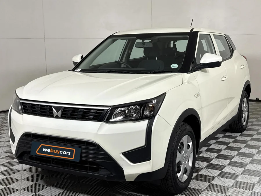 Used 2023 Mahindra XUV300 1.2T W4 - WeBuyCars Midstream Used 2023 Mahindra XUV300 1.2T W4 - WeBuyCars Midstream