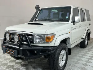 Used 2022 Toyota Land Cruiser 76 4.5D-4D V8 station wagon LX