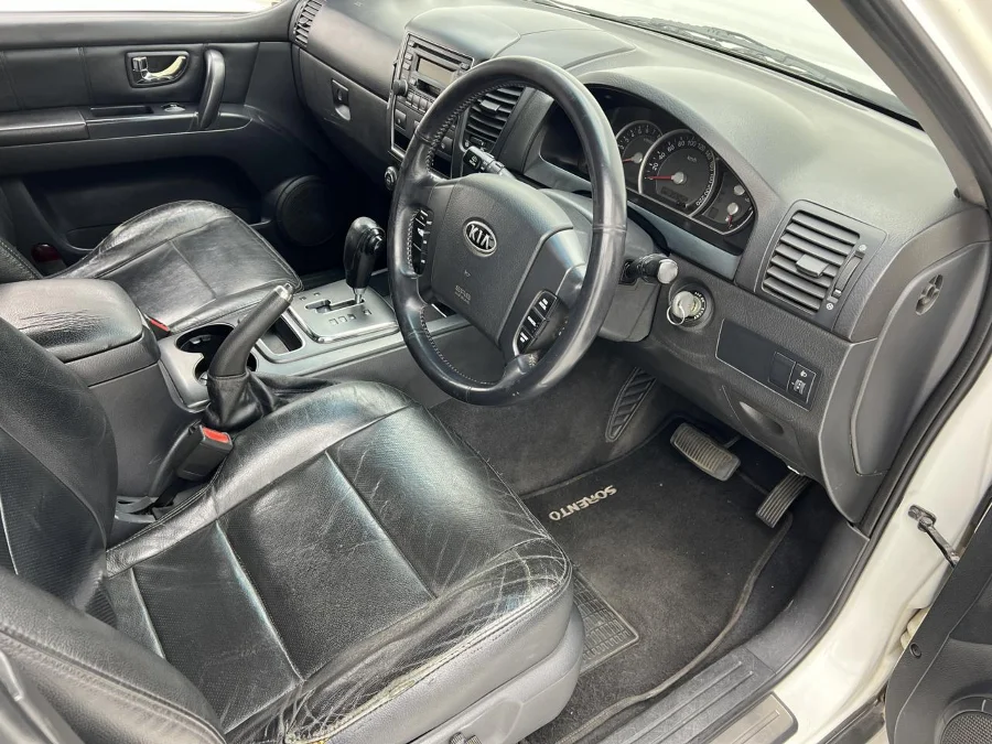 Used 2009 Kia Sorento 3.8 V6 4x4 automatic - EBK Auto