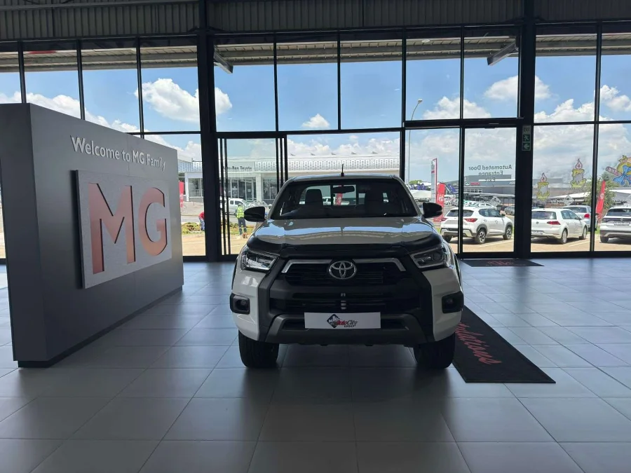 Used 2022 Toyota Hilux 2.8GD-6 Xtra cab 4x4 Legend auto - AutoCity Group