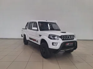 Used 2022 Mahindra Pik Up 2.2CRDe double cab 4x4 S6 manual