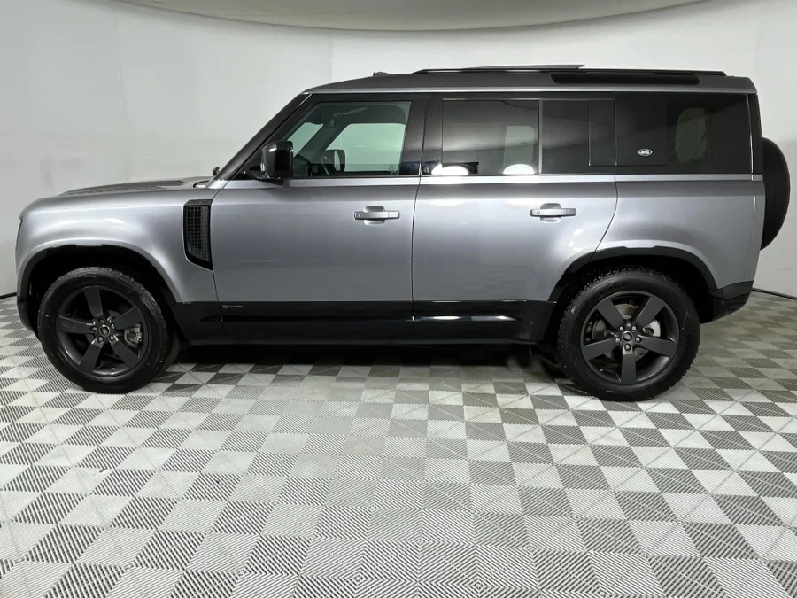 Used 2021 Land Rover Defender 110 D240 X-Dynamic HSE - WeBuyCars Midstream