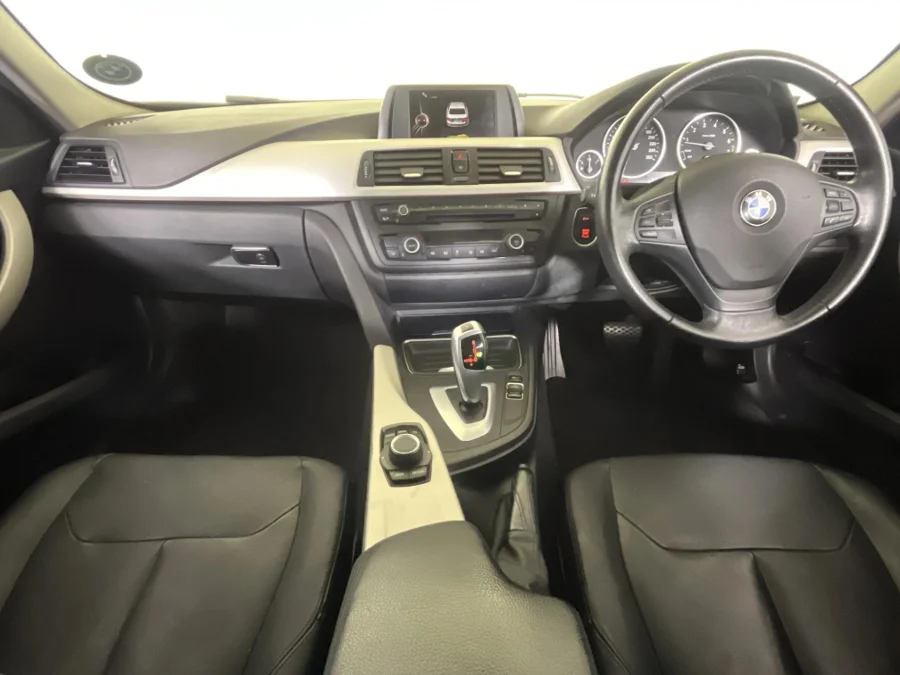 Used 2015 BMW 3 Series 320i sports-auto - WeBuyCars George