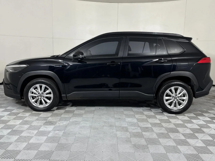 Used 2022 Toyota Corolla Cross 1.8 Hybrid XS - WeBuyCars Midstream