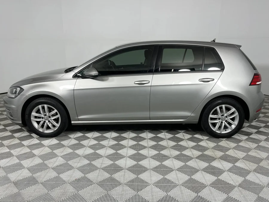 Used 2017 Volkswagen Golf 1.4TSI Comfortline - WeBuyCars Brackenfell Cape Town Used 2017 Volkswagen Golf 1.4TSI Comfortline - WeBuyCars Brackenfell Cape Town
