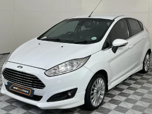 Used 2017 Ford Fiesta 5-door 1.0T Titanium