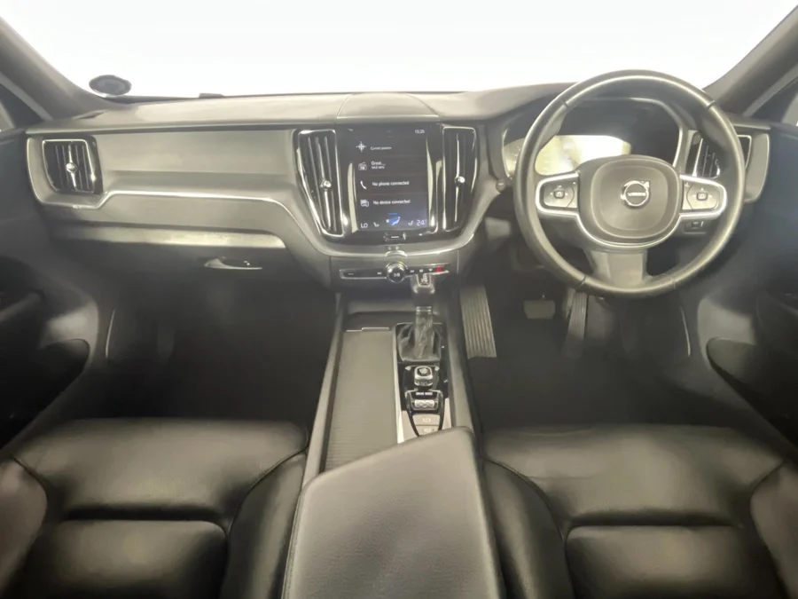 Used 2019 Volvo XC60 D4 AWD Momentum - WeBuyCars Lansdowne