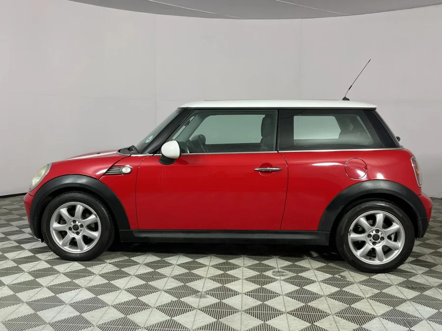 Used 2009 MINI Hatch Cooper - WeBuyCars Lansdowne