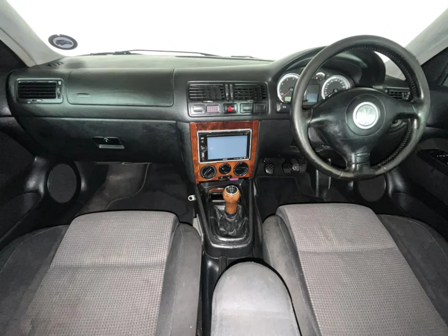 Used 2005 Volkswagen Jetta 1.8T Highline - WeBuyCars Durban