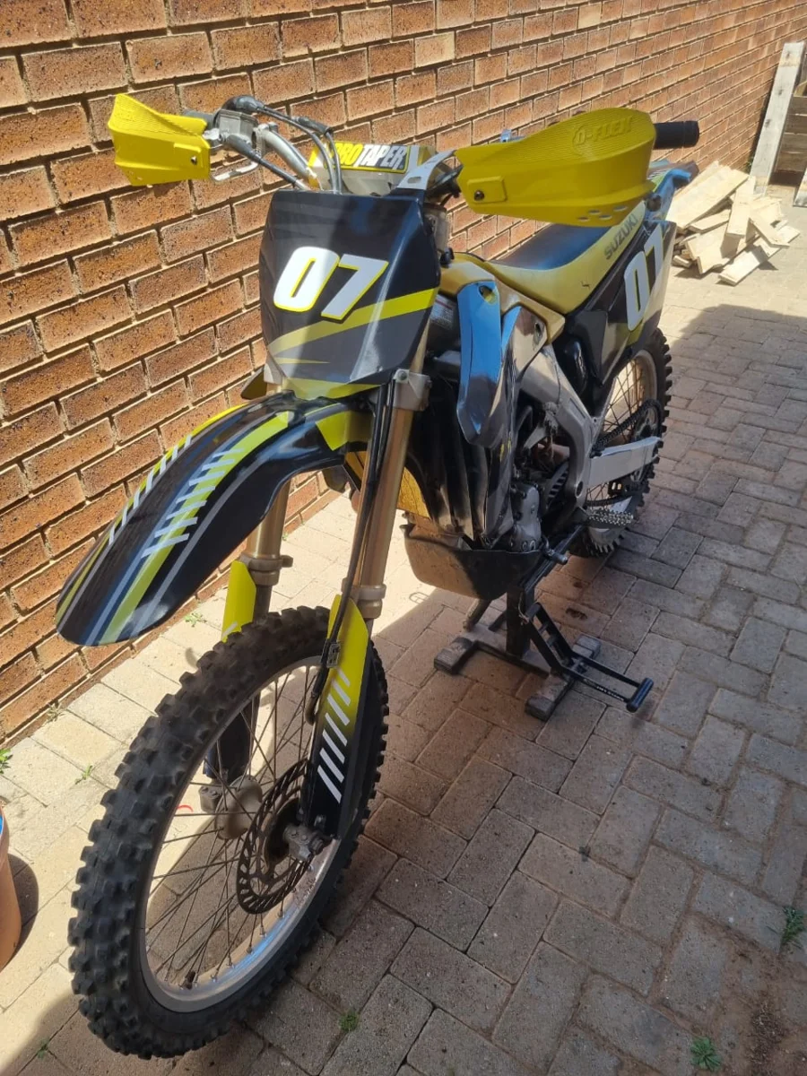 New 2007 Suzuki RMZ - Private Seller